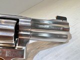 Used Like New Smith & Wesson 686-6 .357 Magnum 3