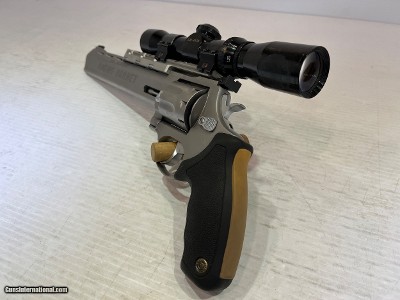 Like New Taurus Raging Hornet .22 hornet, 10