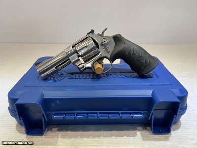 New Smith & Wesson 610 10mm/40sw, 4