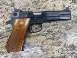 Smith Wesson 52-2 38 Wadcutter or Master or Special Mid Range with Box and Mags - 11 of 14