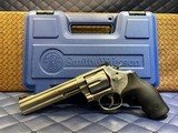 New Smith & Wesson 686-6 .357 Magnum - 1 of 16
