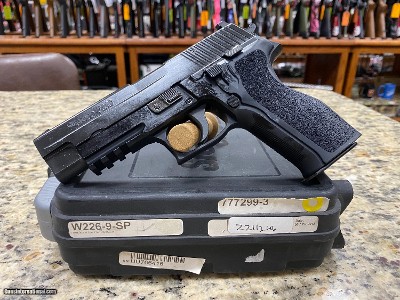 NIB Sig Sauer P226 9mm Special Configuration 15 round mag