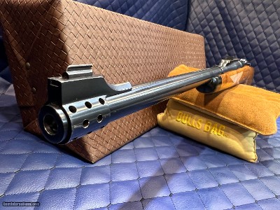 Ruger M77 RS .375 HH , 23