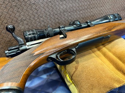 Used Ruger M77 .243win, 24
