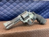 Used Good Condition S&W 686 .357mag, 4