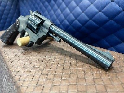 Used Hi Standard Sentinel .22lr, 6