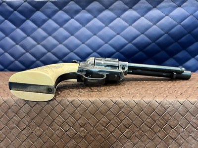 Fired Very Good Condition 2nd Gen Colt Single Action Army .45colt, 5.5