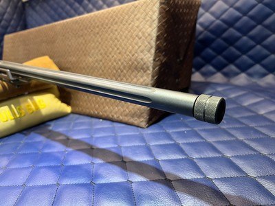 Very Good Condition Savage Model 10 BA Stealth 6.5cm, 24
