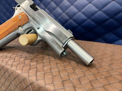 Very Good Colt 1911 Series 80 National Match Gold Cup .45acp, 5