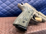 Very Good Sig P229 .40sw, 3.9