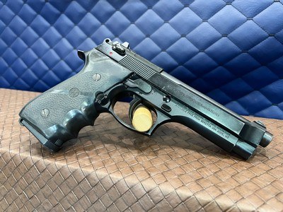 Used Beretta 92 FS 9mm, 4.9