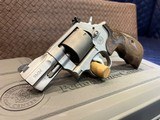 Very Good Smith & Wesson 986 9mm, 2.5