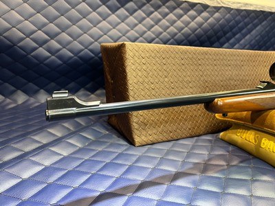 Good Condition Ruger M77 .284win, 22