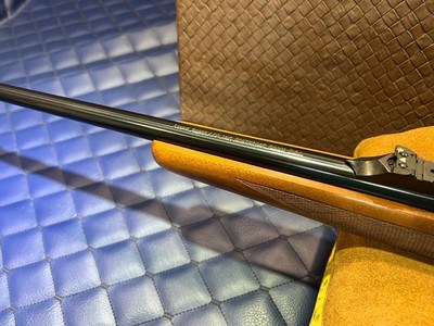 Good Condition Ruger M77 .284win, 22
