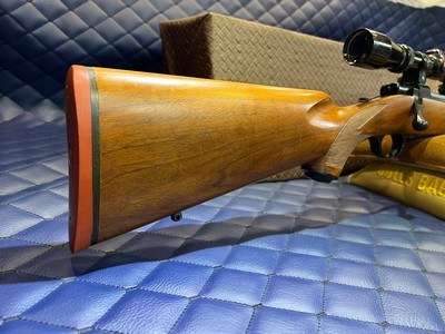 Good Condition Ruger M77 .284win, 22