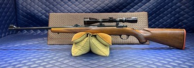 Good Condition Ruger M77 .284win, 22