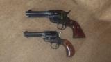 Tyler Gun Works Set of 1 of 200 Series Ruger Single Action Revolvers 1 Bearcat Shopkeeper 22 Cal
/ 1 New
Valquero
357/9MM
Both are 129 of 200 - 1 of 10
