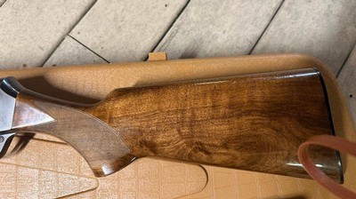 Browning B-2000  20-gauge semi-automatic shotgun includes two 28-inch barrels 3