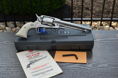 Nice Fixed Sight Ruger Old Army Black Powder 45, Gloss Stainless, Box, Paperwork - Image 1 of 11