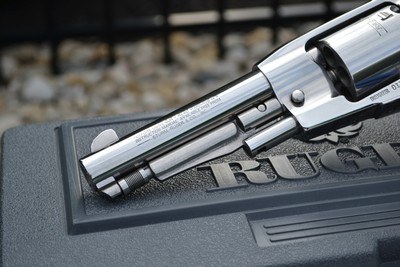 NIB Rare Fixed Sight, Gloss Stainless Ruger Old Army 5.5 Inch Barrel - Image 10 of 15