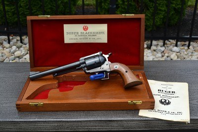 Early, 1960 (2nd Year) Ruger Super Blackhawk 44 Mag w/ Mahogany Case - Nice - Image 7 of 15