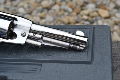 Rare Gloss Stainless Ruger Old Army 5.5 Inch Barrel Fixed Sight 45 - Image 4 of 13