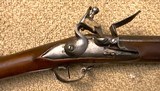 AMERICAN REVOLUTIONARY WAR ERA GERMAN MADE FLINTLOCK MUSKET, ca. 1780. - 2 of 15