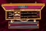 EXCLUSIVE TRUE PAIR JOHN WILKES EXHIBITION QUALITY SIDELOCK 10 BORE SHOTGUNS, GOLD ENGRAVED BY RENOWNED MASTER KEN HUNT. - 13 of 15