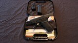 Glock G20SF 10mm BNIB - 1 of 4