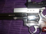 SMITH & WESSON MODEL 686
357MAG - 10 of 10