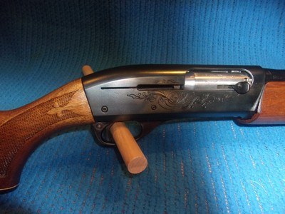 Remington 1100 - Image 4 of 16