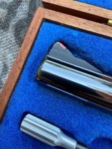 SMITH & WESSON MODEL 29 .44MAG 4 SCREW - 4 of 15