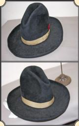 Nutria Hat in Plush finish black
- 3 of 4