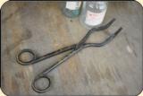 Vintage / Antique Medical Tool - BRASS FORCEPS - CRUCIBLE TONGS HOLDING TOOL - 1 of 3