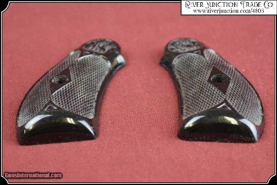 Hard rubber grips for S&W New Model No. 3, .44 CAL. DOUBLE ACTION - Image 4 of 6