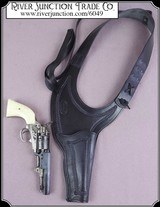 Ace in the Hole Black - The Gambler's Shoulder Holster - for Extra Small revolvers - 2 of 15