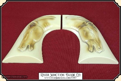 Ruger new & old Model Vaquero - Horse head grip - Image 3 of 8