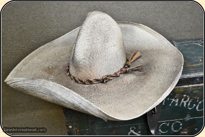 Twisted horse hair hat band - Image 6 of 9
