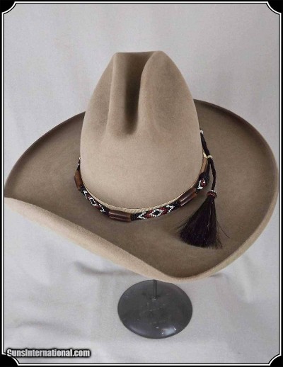 Glass Quill and Bead Hat Band - Image 7 of 8