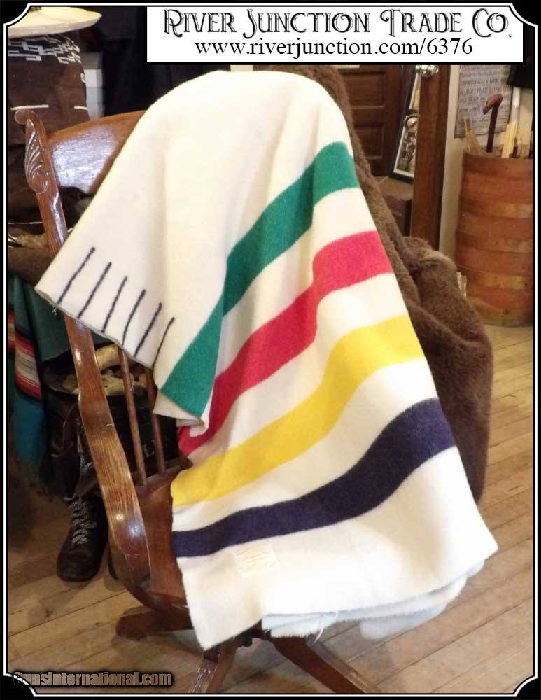 Hudson's Bay 6 Point Blanket Traditional Colors