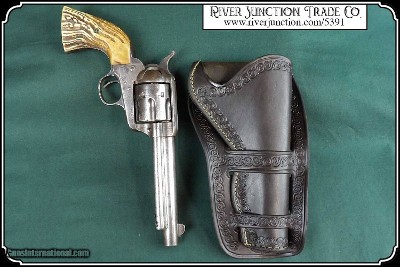 Cheyenne Holster with boarder stamping 4 3/4, 5-1/2 inch barrel. - Image 5 of 9