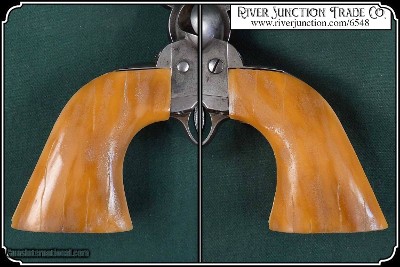 Large Grips For M1873 Colt, Uberti,Cimarron, Pietta & most SAA grips - Image 16 of 22