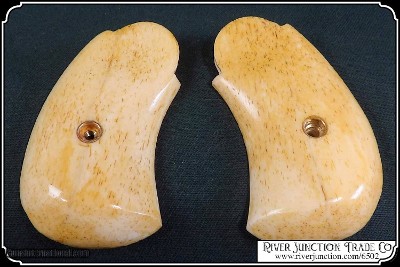 Grips for a Merwin and Hulbert two piece bone - Image 7 of 9