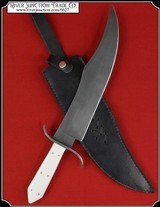 Adventurers huge Bowie knife. - 1 of 12