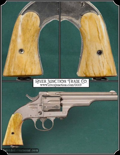 Grips for a Merwin Hulbert two piece Smooth Bone