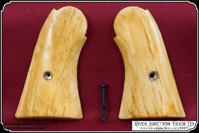 Grips for a Merwin Hulbert two piece Smooth Bone - Image 5 of 8