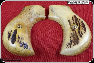 Uberti Thunderer Hand made Elk Horn w/bark two piece Grips RJT#5877 - Image 7 of 9