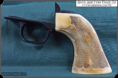 Ruger - Fleur de Lys checkered grip - Antique Ivory color - Image 7 of 8