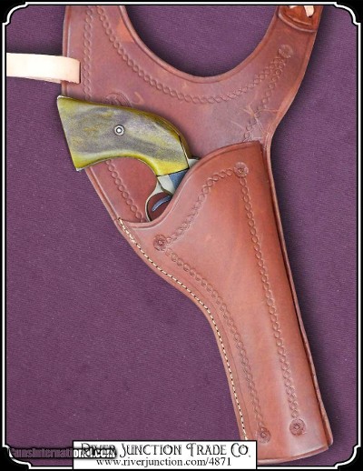 Small Frame Revolver Shoulder Holster - Image 7 of 24