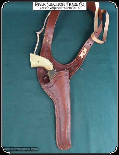 7.5 and 8 in Texas Shoulder Holster - Image 5 of 9